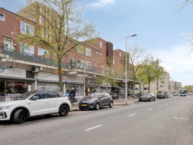 Appartement te huur in Sloten, Amsterdam
