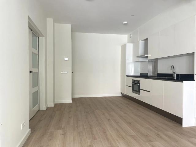 Appartement te huur in Zuid, Amsterdam