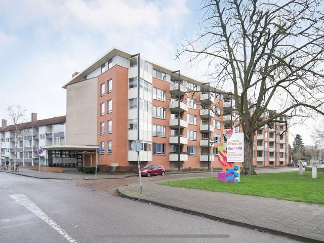 Appartement te huur in Stratum, Noord Brabant