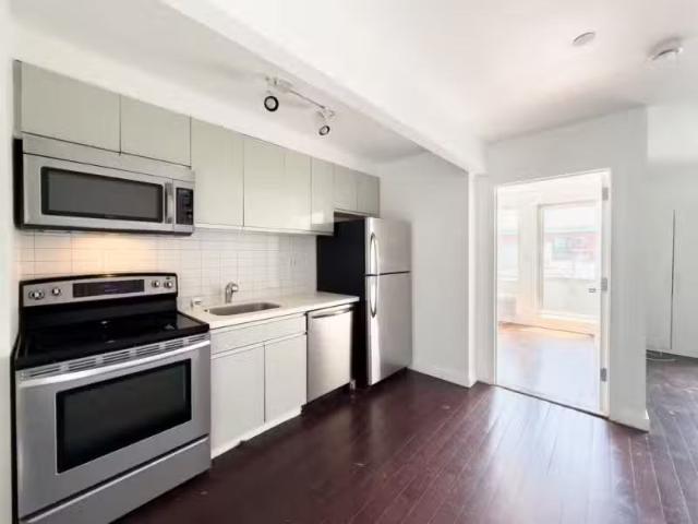 Apartment for rent in Ridgewood
