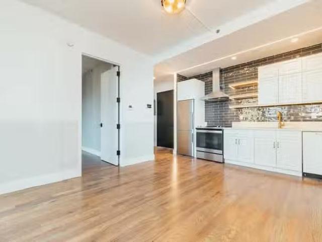 Apartment for rent in Ridgewood