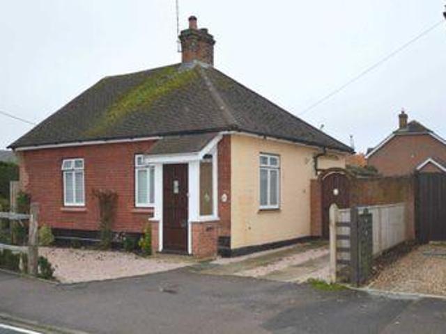 House for rent in Row Town, Surrey