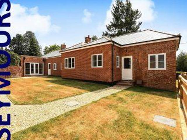 House for rent in Pachesham Park, Surrey