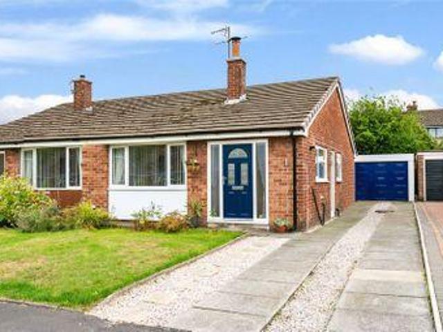 House for sale in Roby Mill, Lancashire