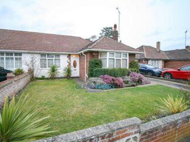 House for sale in Ascot