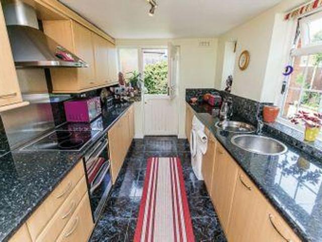 House for sale in Hillview, Surrey