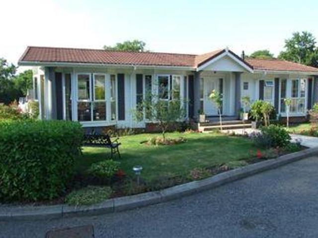 House for sale in Heathlands, East Sussex