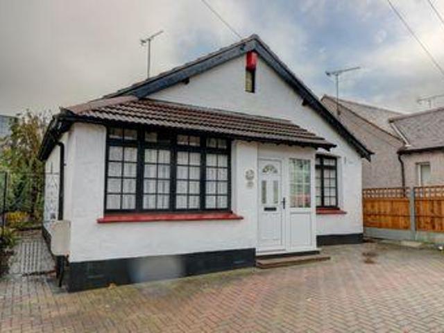 House for sale in Alton Barnes, Essex