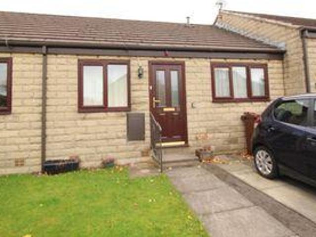 House for sale in Charlesworth, East Midlands