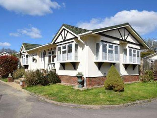 House for sale in Gerrards Cross, Denham