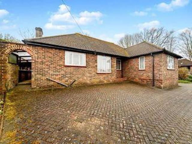 House for sale in Hillview, Surrey