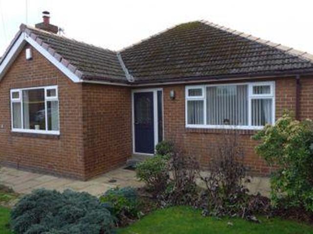 House for sale in Huddersfield, West Yorkshire