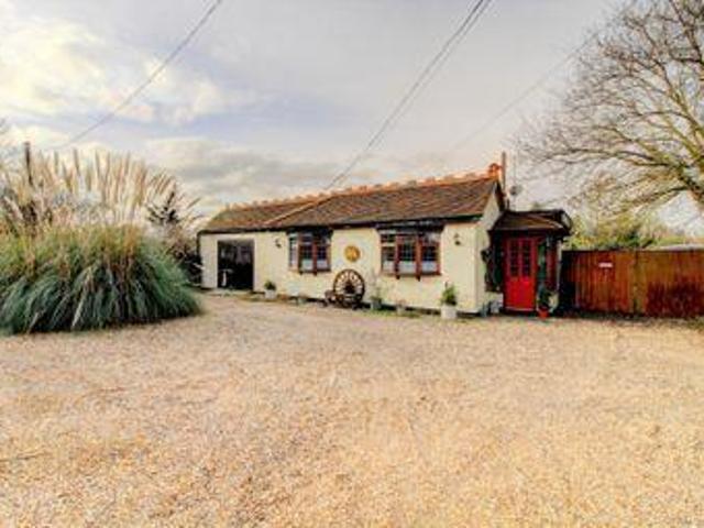 House for sale in Barling
