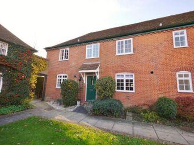 House for rent in Navestock Side