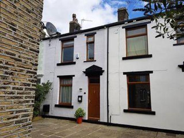 House for sale in Elland, West Yorkshire