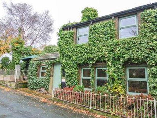 House for sale in Holmfirth, West Yorkshire