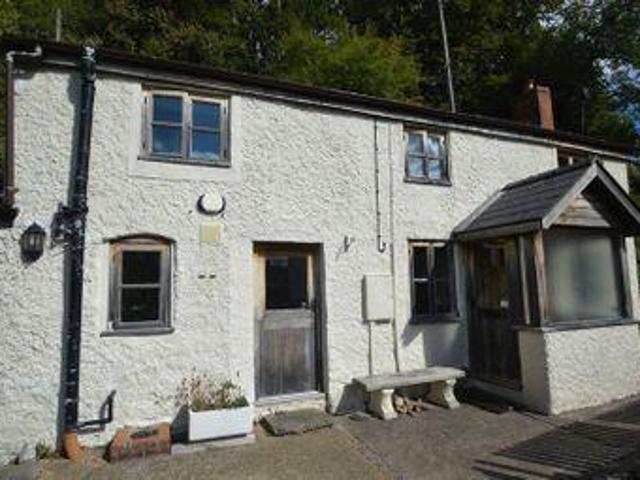 House for sale in Bromsberrow Heath, Gloucestershire