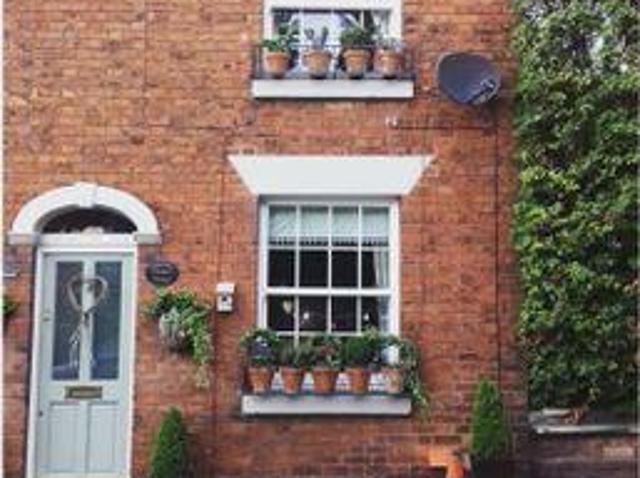 House for sale in Kingsley Moor, Staffordshire