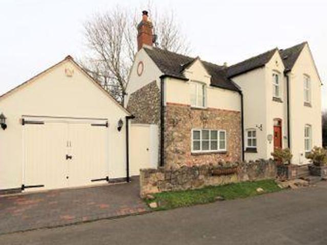 House for sale in East Midlands