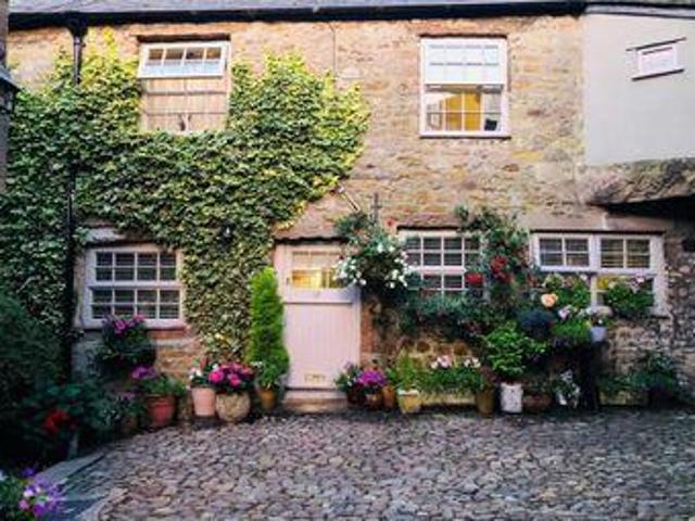 House for sale in Higher Bartle, Lancashire