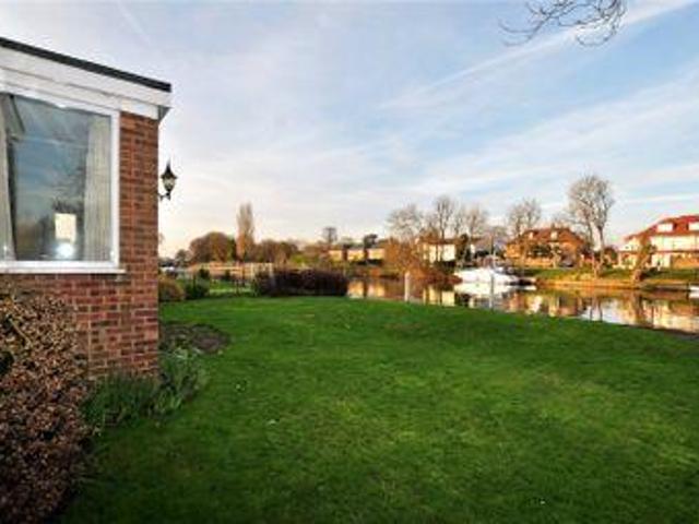 House for rent in Chertsey, Runnymede
