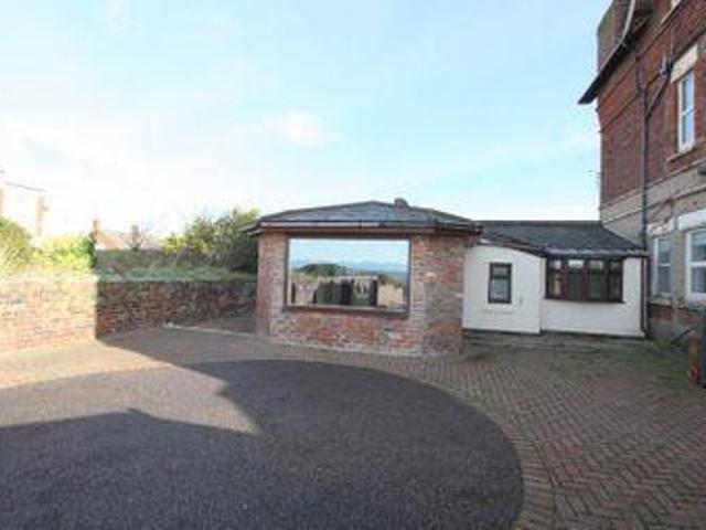 House for rent in Calderstones