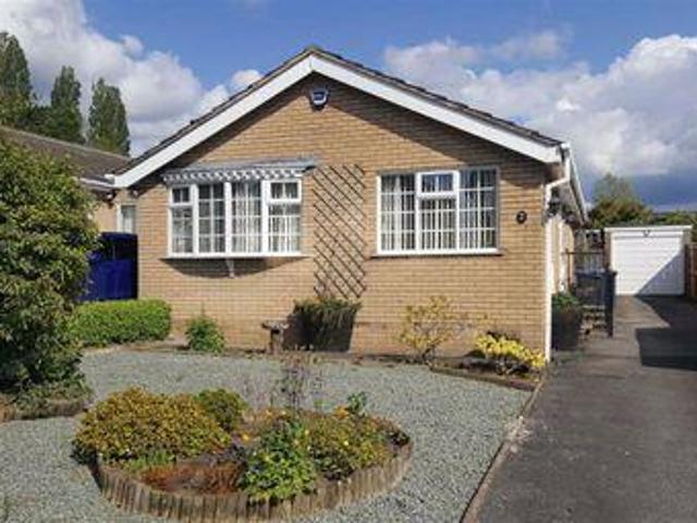 House for sale in Froggatt, East Midlands