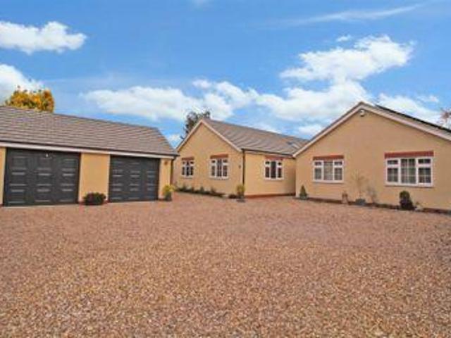 House for sale in Rugby, Warwickshire