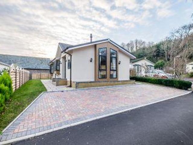 House for sale in Bromsberrow Heath, Gloucestershire
