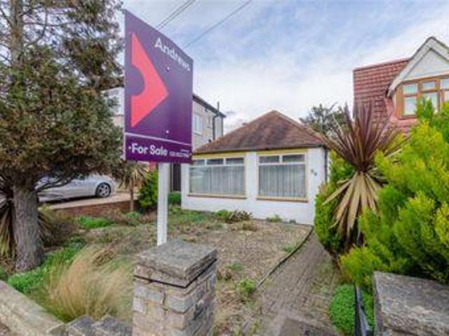 House for sale in Worcester Park, Greater London