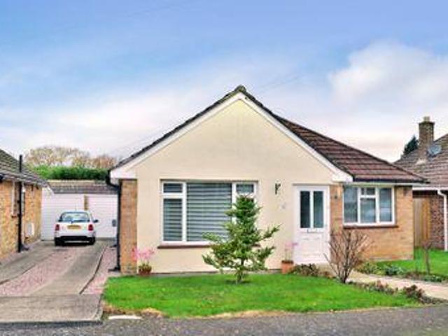 House for sale in Hillview, Surrey