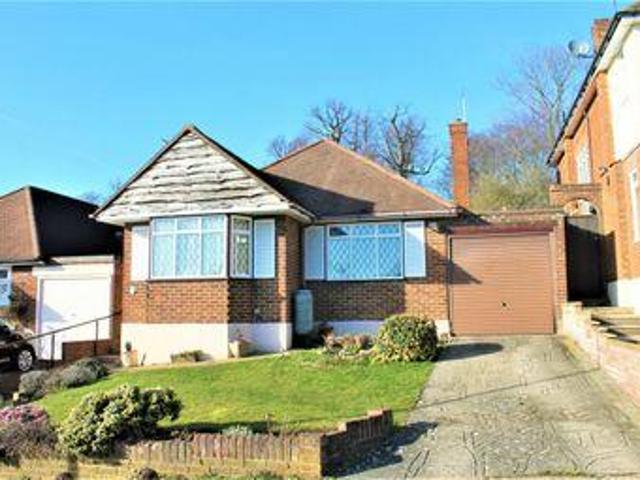 House for sale in Little Stanmore, Greater London