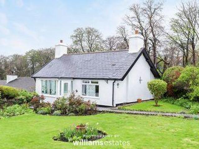 House for sale in Denbigh, Wales