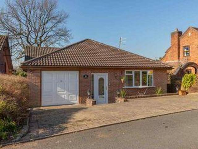 House for sale in Kingsley Moor, Staffordshire