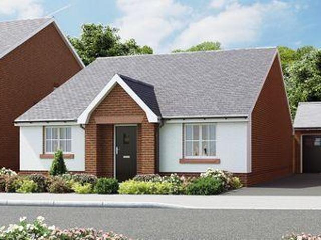 House for sale in Crookhill, Worcestershire