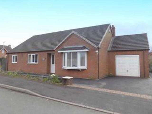 House for sale in Kingsley Moor, Staffordshire