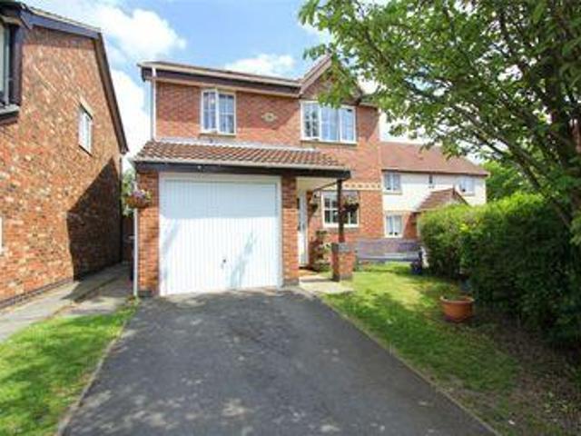 House for sale in Northampton, Northamptonshire