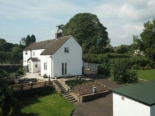 House for sale in Bromsberrow Heath, Gloucestershire