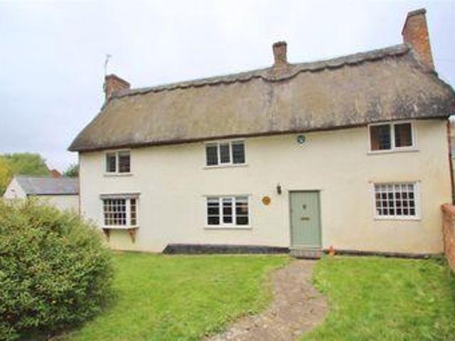 House for sale in Buckingham, Buckinghamshire