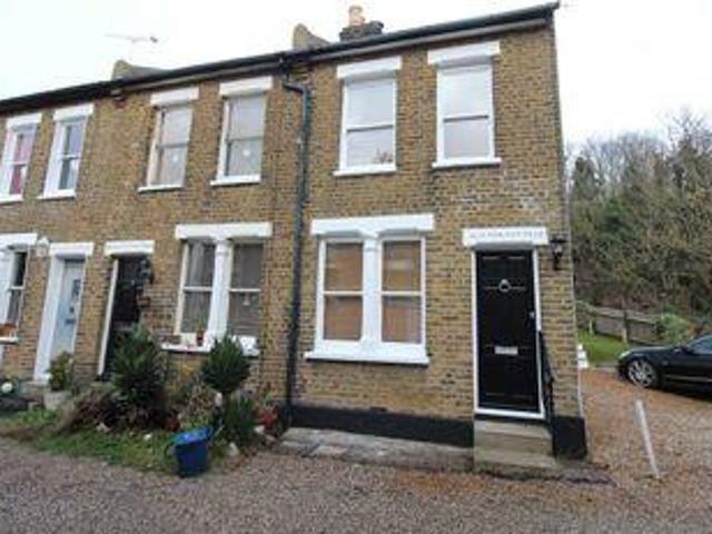 House for rent in Alton Barnes, Essex