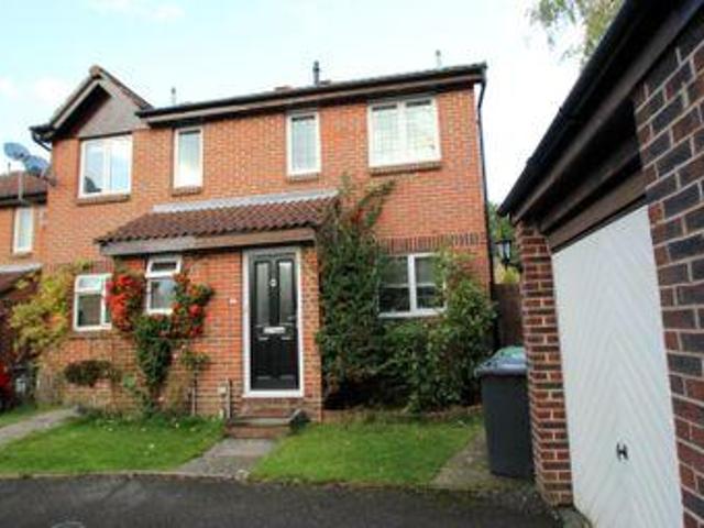 House for rent in Pachesham Park, Surrey