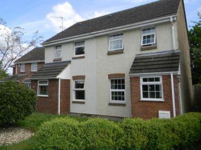 House for rent in Pouchen End, Hertfordshire