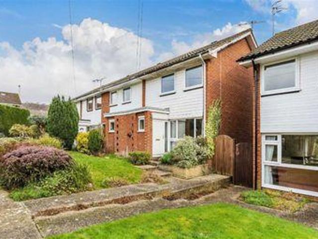 House for rent in Oxted, Hillview