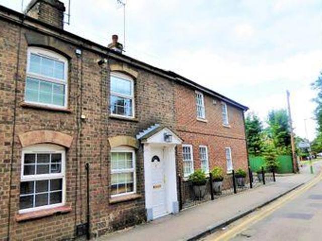 House for rent in Five Acres, Hertfordshire