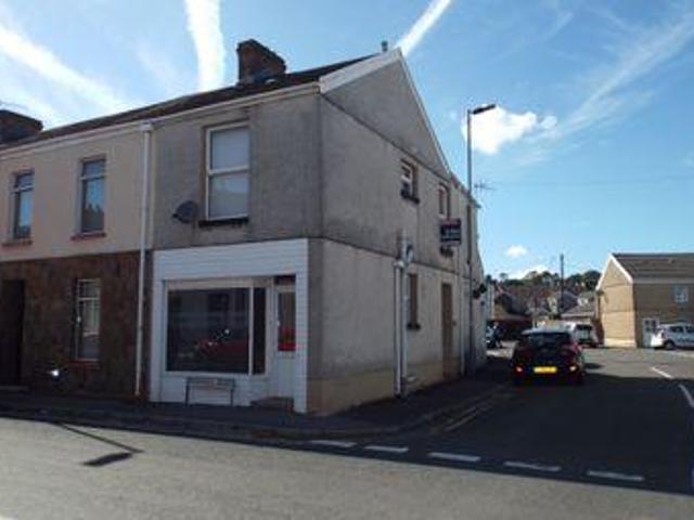 House for rent in Llanelli, Wales