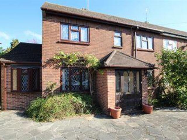 House for sale in Navestock Side