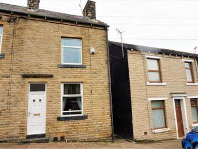 House for sale in Halifax, Calderdale