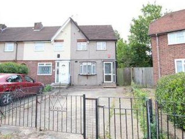 House for sale in Uxbridge, Greater London