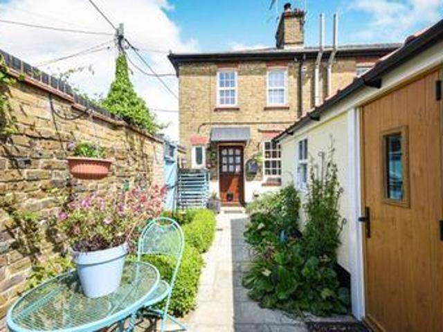 House for sale in Barling