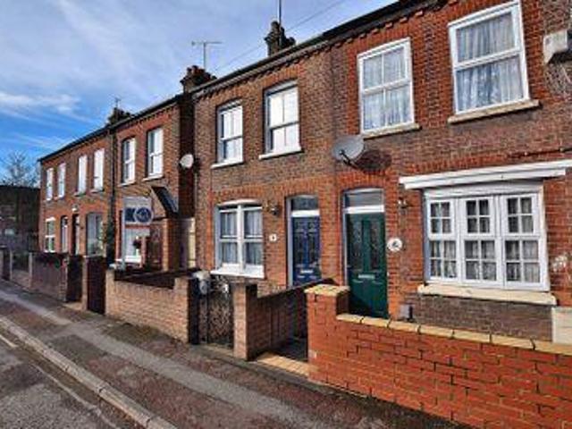 House for sale in Dunstable, Bedfordshire